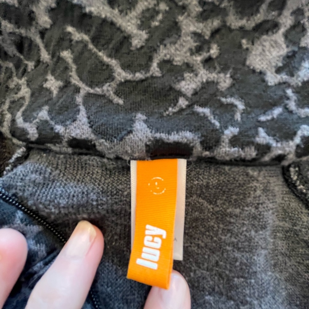 Lucy Pullover - Large - image 6